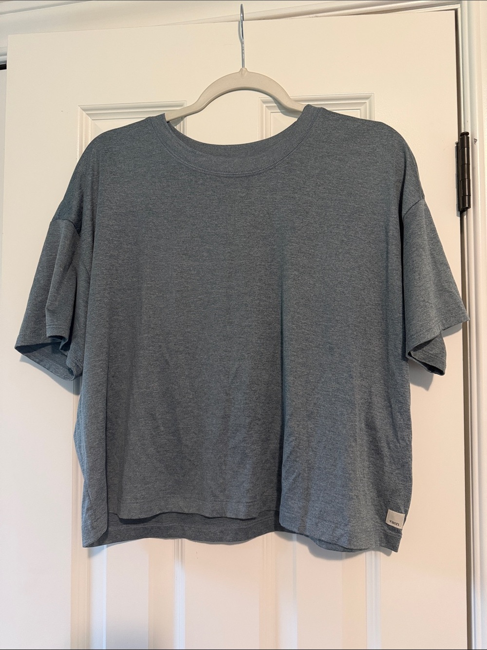 Vuori Energy Tee Short-Sleeve Tee in Smoke Heather Blue